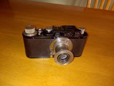 leica 2.jpg