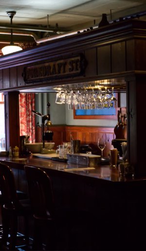 Foredraft St. Pub - small.jpg