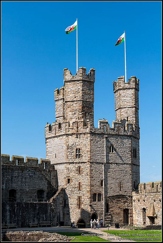 Caernarfon_Castle_16May-009.jpg