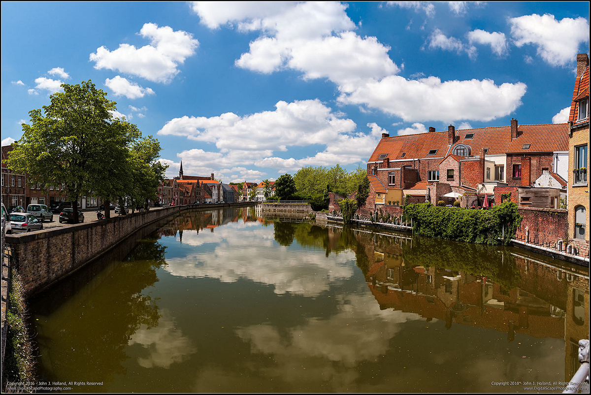 Bruges_Canal_16May-001-035-Pano.jpg