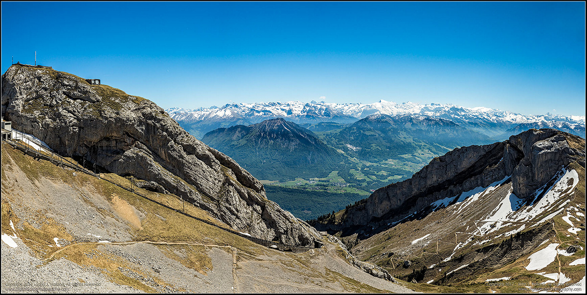 Pilatus_Funicular_17May-07-17-Pano.jpg