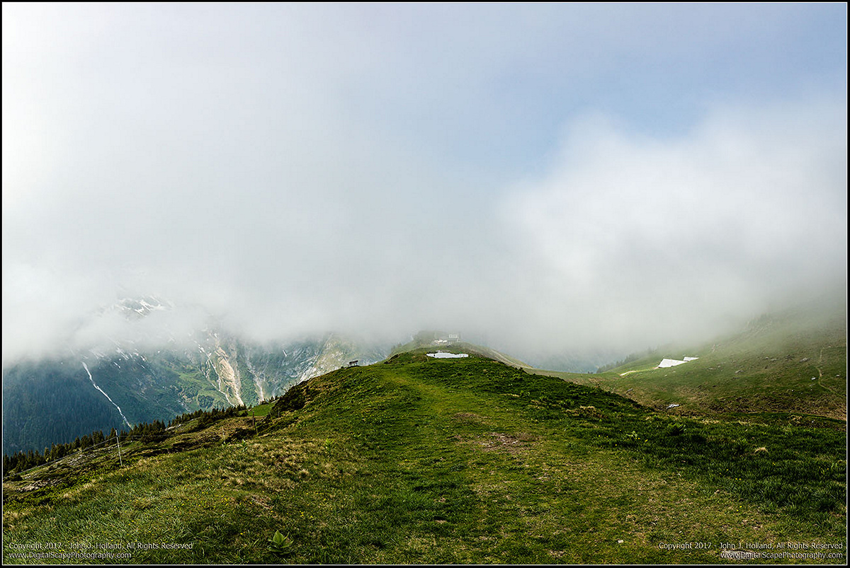 Furenalp_17May-01-06-Pano.jpg